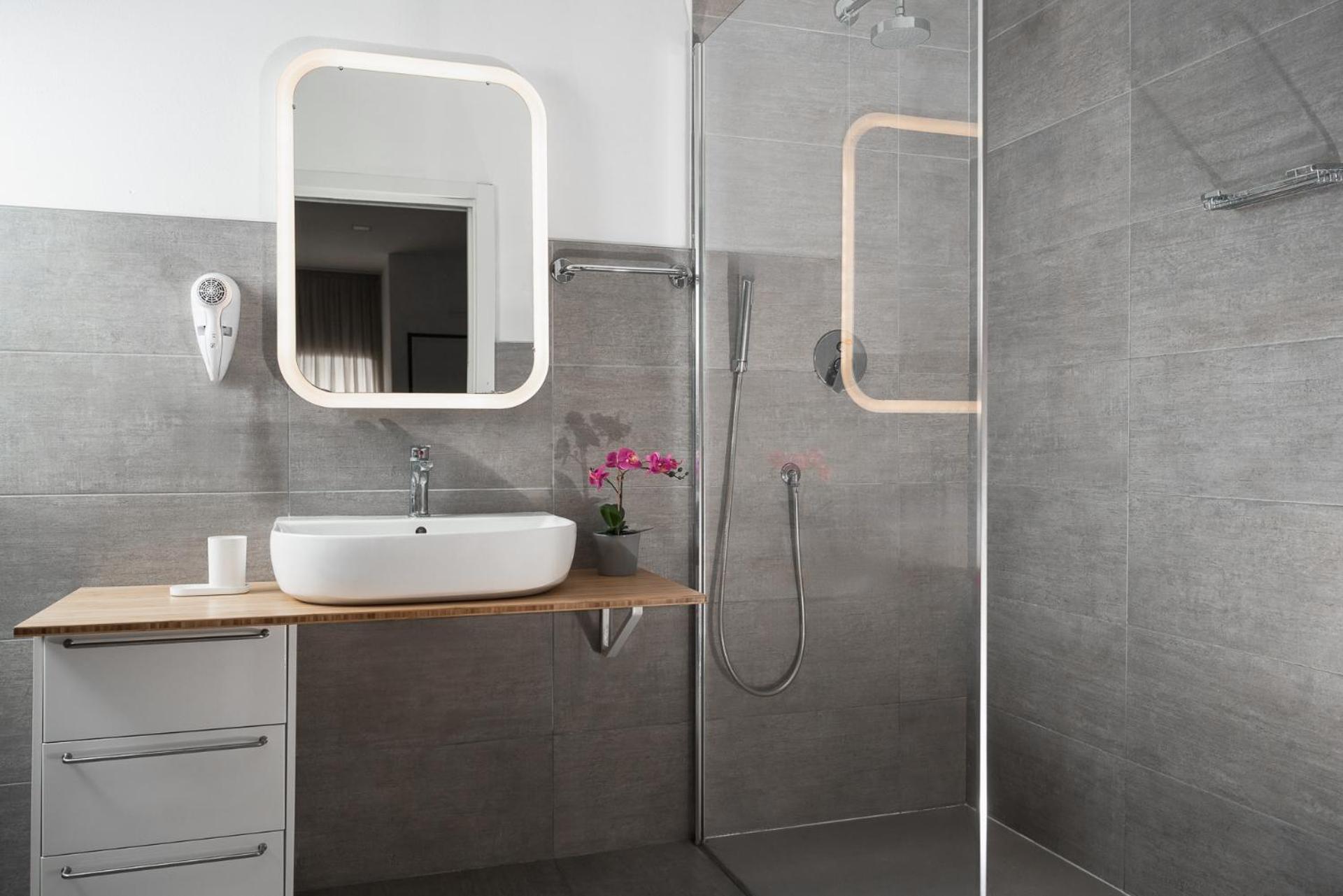Rivabella Suite Apartments Rimini Buitenkant foto