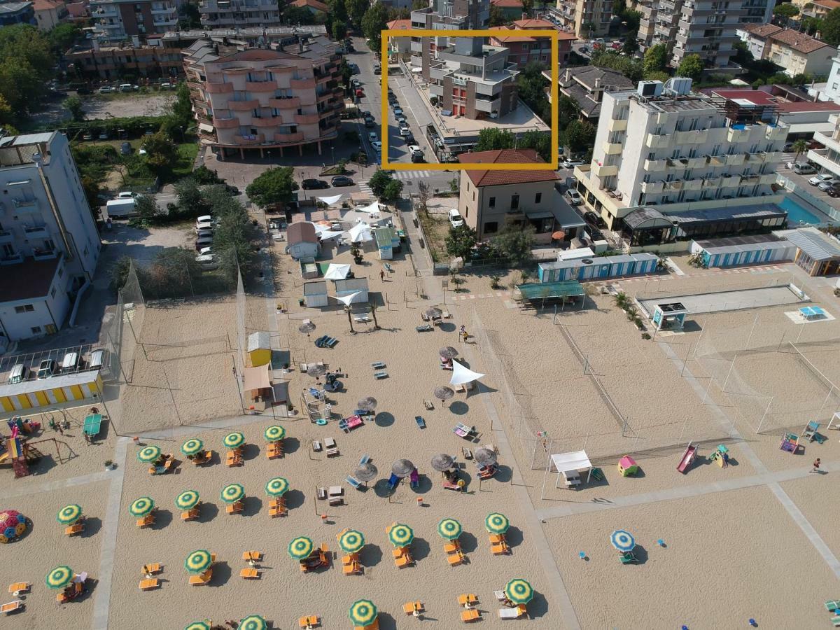 Rivabella Suite Apartments Rimini Buitenkant foto