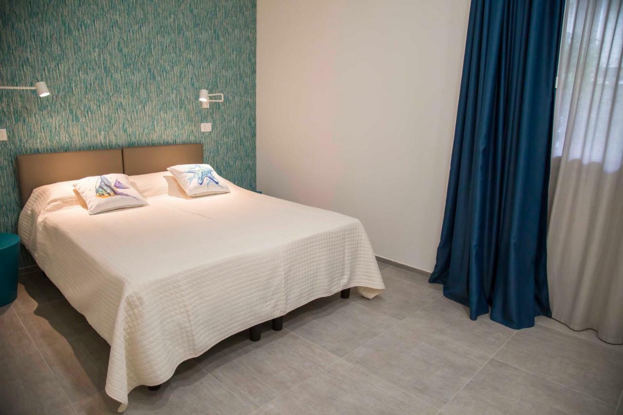 Rivabella Suite Apartments Rimini Buitenkant foto